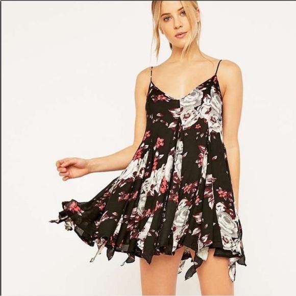 ✨⭐️Host pick🥳 Free People Alyson Slip in Black Combo, Medium - Picture 1 of 7